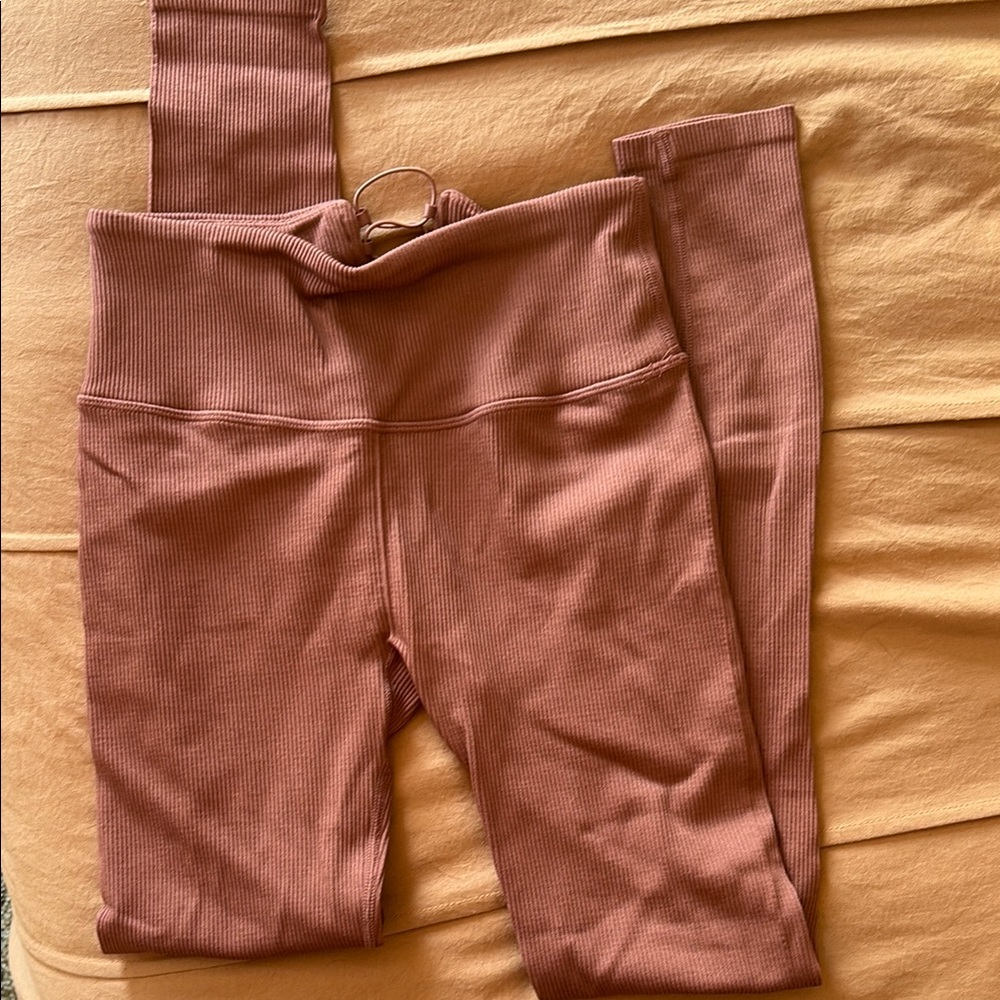 High-Waist Ribbed Leggings - Mauve